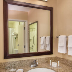 Springhill Suites by Marriott Laredo in Laredo, United States of America from 178$, photos, reviews - zenhotels.com bathroom photo 2