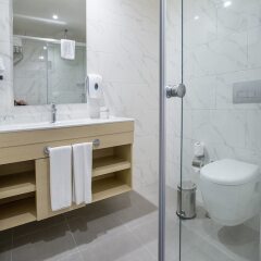 Numa Beach & Spa Hotel Турция, Аланья - отзывы, цены и фото номеров - забронировать отель Numa Beach & Spa Hotel - Adults Only - All Inclusive онлайн ванная фото 2