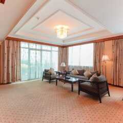 Отель Xiamen Huaqiao Hotel Китай, Сямынь - отзывы, цены и фото номеров - забронировать отель Xiamen Huaqiao Hotel онлайн комната для гостей фото 3