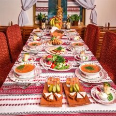 Hutor Hotel Днепр питание