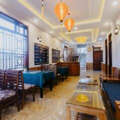 Отель Home River Villa питание