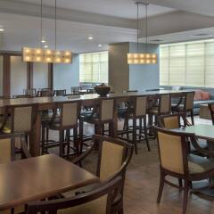 Отель Hampton Inn NY-JFK Jamaica-Queens США, Нью-Йорк - 1 отзыв об отеле, цены и фото номеров - забронировать отель Hampton Inn NY-JFK Jamaica-Queens онлайн питание фото 2