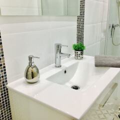 Отель Apartamento Caracola Испания, Торремолинос - отзывы, цены и фото номеров - забронировать отель Apartamento Caracola онлайн ванная