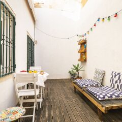 Отель Downtown Duplex by Homing