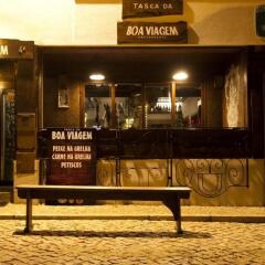 Ericeira Hostel гостиничный бар