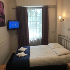 Springfield Hotel комната для гостей