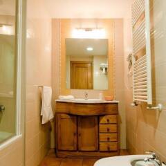 Hotel Camping Bielsa ванная