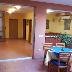 Отель Caprice Family Hotel Болгария, Варна - отзывы, цены и фото номеров - забронировать отель Caprice Family Hotel онлайн балкон