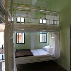 Отель Baan Talat Phlu Бангкок комната для гостей фото 2
