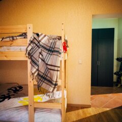 Гостиница Jaunty Riders Hostel в Красной Поляне 1 отзыв об отеле, цены и фото номеров - забронировать гостиницу Jaunty Riders Hostel онлайн Красная Поляна спортивное сооружение