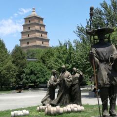 Отель Fenglinsu Hotel (Xi'an Dayanta North Square) Китай, Сиань - отзывы, цены и фото номеров - забронировать отель Fenglinsu Hotel (Xi'an Dayanta North Square) онлайн
