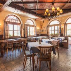 Hotel Gasthof Zum Kirchenwirt Пух-Халлайн гостиничный бар