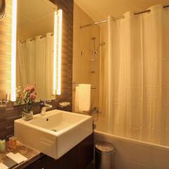 Royal Ascot Hotel Apartment ванная