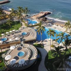 Отель Sunset Plaza Beach Resort & Spa пляж
