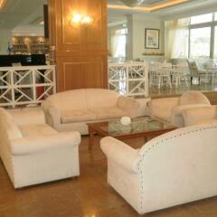 Elea Beach Hotel интерьер отеля