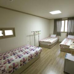 Отель SSGuesthouse - Hostel Южная Корея, Сеул - отзывы, цены и фото номеров - забронировать отель SSGuesthouse - Hostel онлайн комната для гостей фото 2