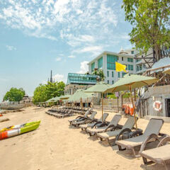 Отель Modus Condominium (Suites & Serviced Residence) пляж