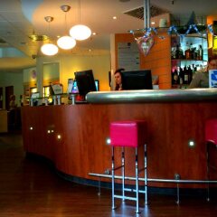 Отель Novotel Suites München Parkstadt Schwabing Мюнхен гостиничный бар