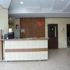OYO 14711 Hotel Natraj интерьер отеля фото 2