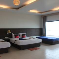 Отель Golden Bay Cottage комната для гостей