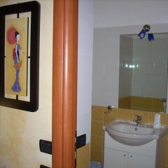 Отель Viennese Due B&B Италия, Рим - 3 отзыва об отеле, цены и фото номеров - забронировать отель Viennese Due B&B онлайн ванная