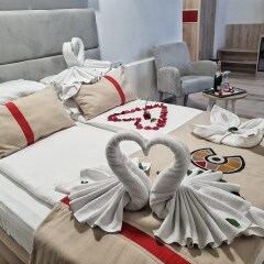 Aparthotel Centar Sarajevo in Sarajevo, Bosnia and Herzegovina from 92$, photos, reviews - zenhotels.com balcony