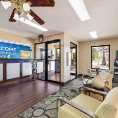 Отель Rodeway Inn Meridian фитнесс-зал