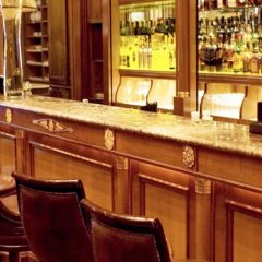 Отель Four Seasons George V Париж гостиничный бар