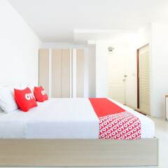 Отель OYO 411 Grandview Condo 15 Бангкок комната для гостей фото 4