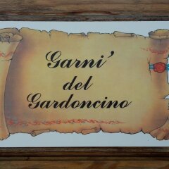 Отель Garnì del Gardoncino Манерба-дель-Гарда приотельная территория фото 2