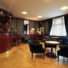 Hotel Elysee развлечения