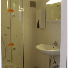 Отель Apartmenthaus Sybille Hecke ванная фото 2