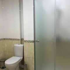 Отель Plaza Viktoria Армения, Гюмри - отзывы, цены и фото номеров - забронировать отель Plaza Viktoria онлайн ванная фото 2