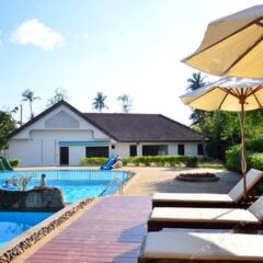 Отель Phuket Siray Hut Resort Таиланд, Пхукет - отзывы, цены и фото номеров - забронировать отель Phuket Siray Hut Resort онлайн бассейн
