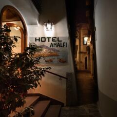 Отель Amalfi Италия, Амальфи - 1 отзыв об отеле, цены и фото номеров - забронировать отель Amalfi онлайн балкон