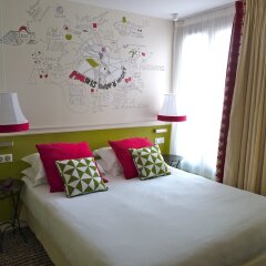 Отель Hôtel des 3 Poussins Франция, Париж - 3 отзыва об отеле, цены и фото номеров - забронировать отель Hôtel des 3 Poussins онлайн комната для гостей фото 5
