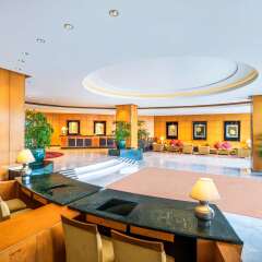 Royal Orchid Sheraton Hotel & Towers спа