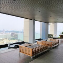 Отель 1Br Centric Sea 115 With Infinity Pool Паттайя бассейн фото 2