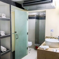 Отель Don Pelayo Pacific Beach сейф в номере