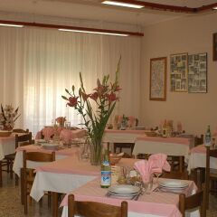 Отель Albergo Villa Canapini Кьянчиано Терме питание