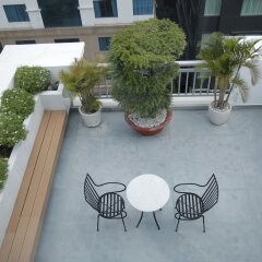 White Lotus Hotel балкон
