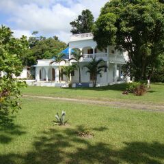 Отель By The Sea Vacation Home And Villa фото 5