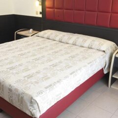 Hotel Arno Римини комната для гостей фото 2