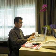 Отель The Residence at Singapore Recreation Club удобства в номере