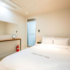 Отель Myeong-Dong New Stay Inn комната для гостей фото 5