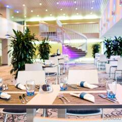 Отель Novotel Poznan Centrum