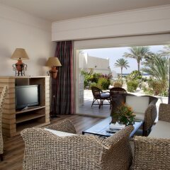 Отель Coral Beach Resort комната для гостей фото 4