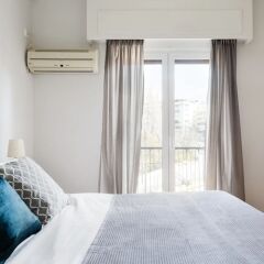 Отель UPSTREET Zeus Temple View 2BD Apt Acropolis-Plaka Греция, Афины - отзывы, цены и фото номеров - забронировать отель UPSTREET Zeus Temple View 2BD Apt Acropolis-Plaka онлайн комната для гостей