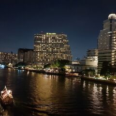 One Bangkok Hostel @love District Бангкок приотельная территория