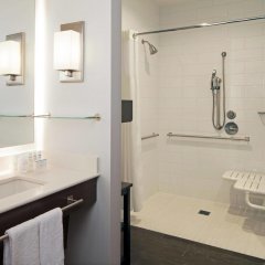 Homewood Suites by Hilton Los Angeles International Airport in Los Angeles, United States of America from 236$, photos, reviews - zenhotels.com bathroom